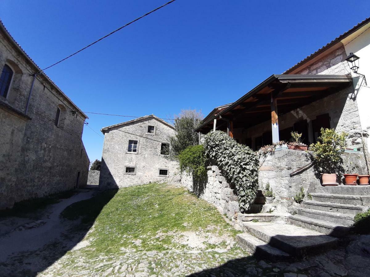 Готель Casa Gaia Hum Екстер'єр фото